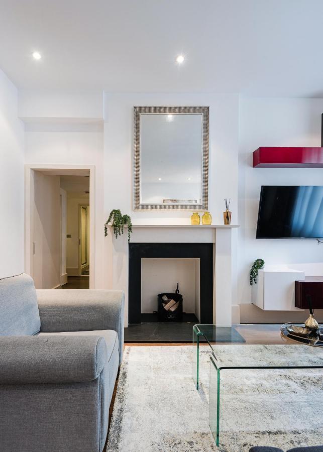 Modern Mayfair Apartments London Bagian luar foto