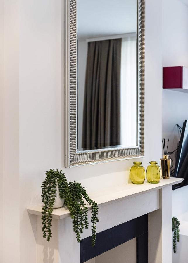 Modern Mayfair Apartments London Bagian luar foto