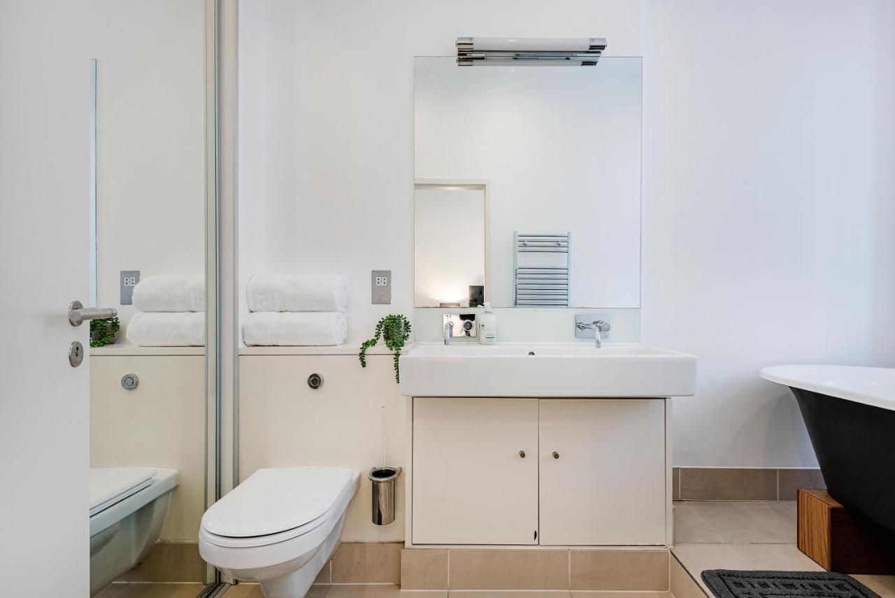 Modern Mayfair Apartments London Bagian luar foto