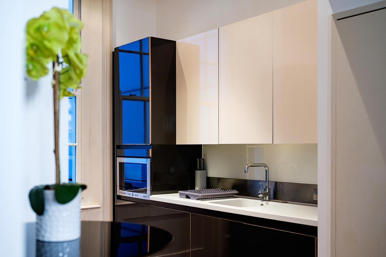 Modern Mayfair Apartments London Bagian luar foto
